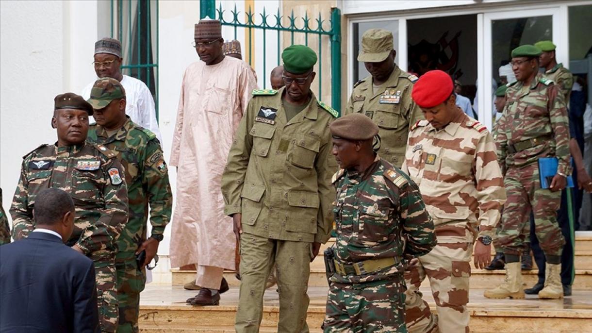 La junta militar en Níger publica una declaración nueva