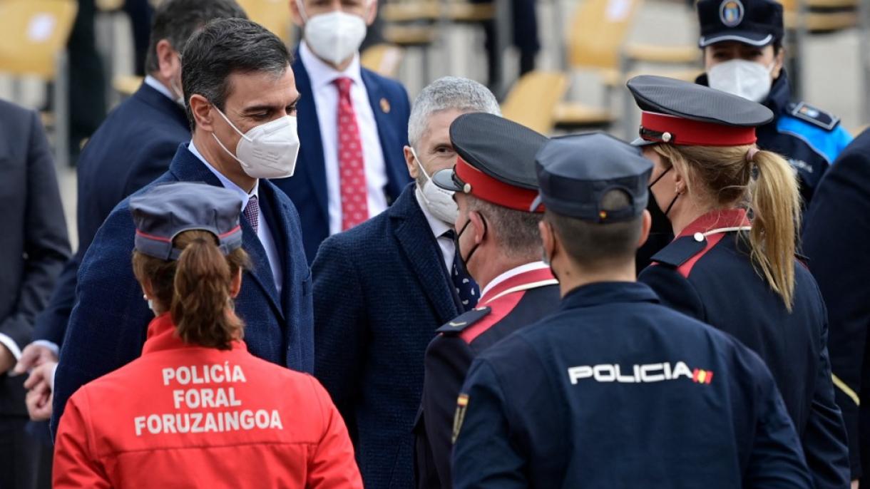 Pedro Sánchez asiste a la destrucción simbólica de 1.377 armas de grupos terroristas ETA y Grapo