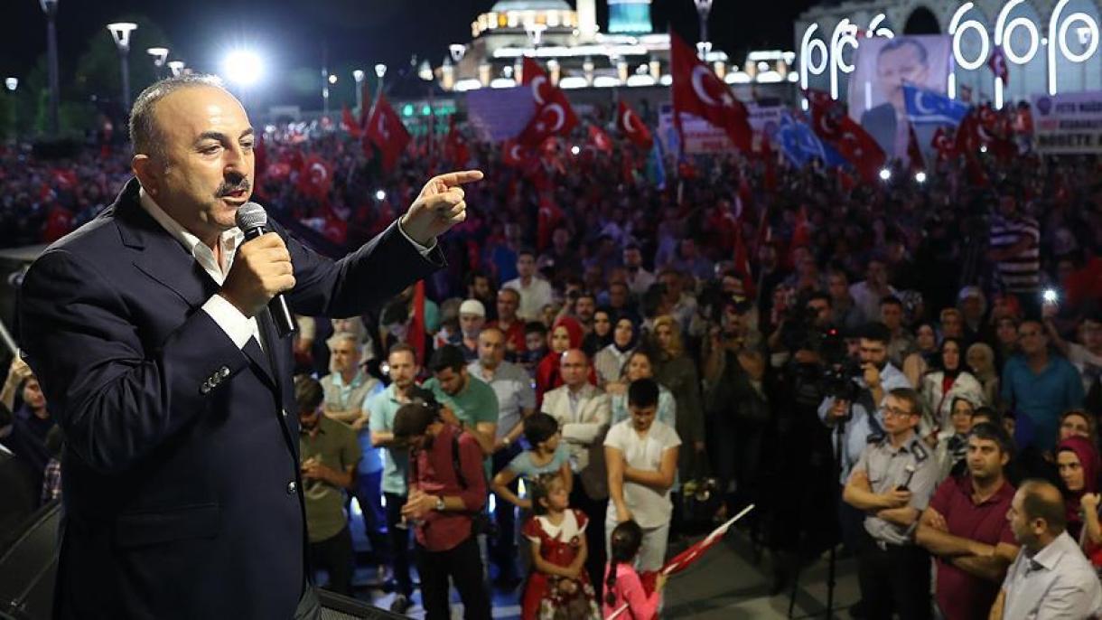 Çavuşoğlu indica que la intentona golpista del 15 de julio no fue la primera iniciativa de FETÖ