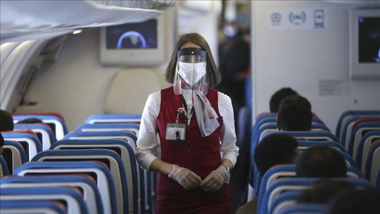 Catering da Turkish Airlines será servido em caixas fechadas por causa do coronavírus