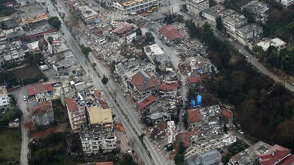 Turkiyada zilzila qurbonlari soni 44 ming 374 kishiga yetdi