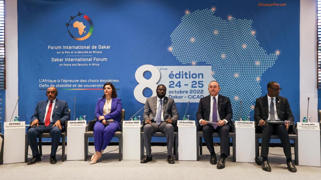 Mövlud Çavuşoğlu Beynəlxalq Dakar Forumunda çıxış edib