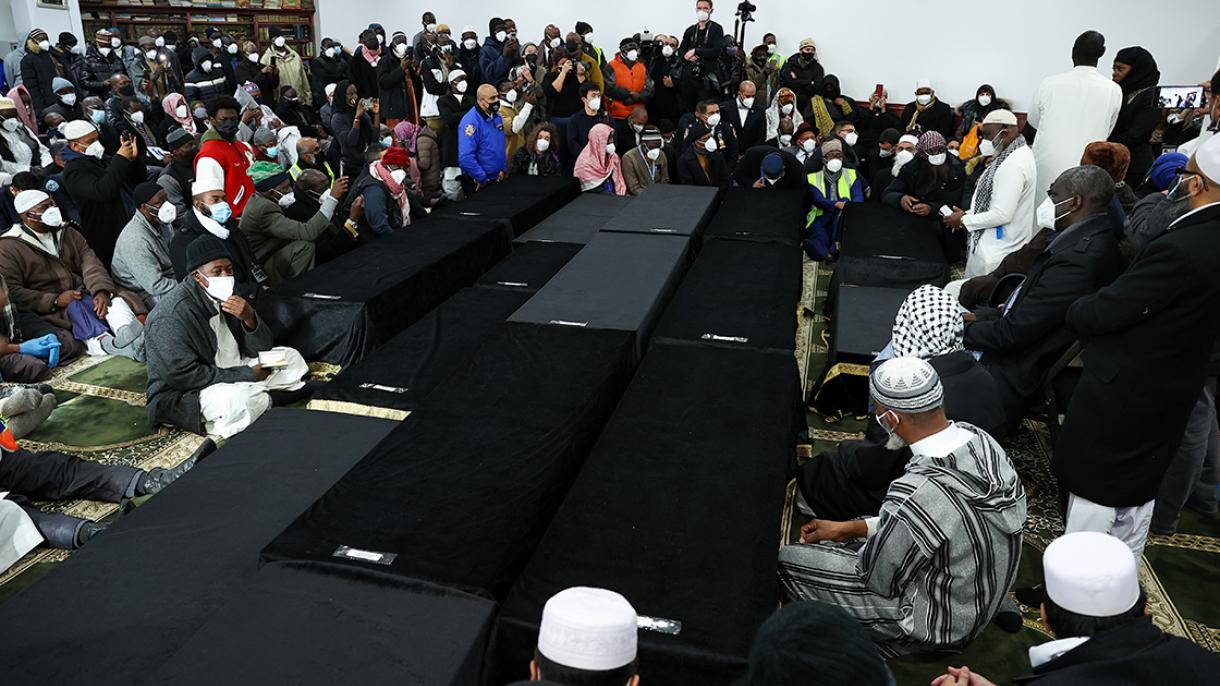 Комеморација за загинатите 15 муслимани во пожарот во Њујорк, во САД