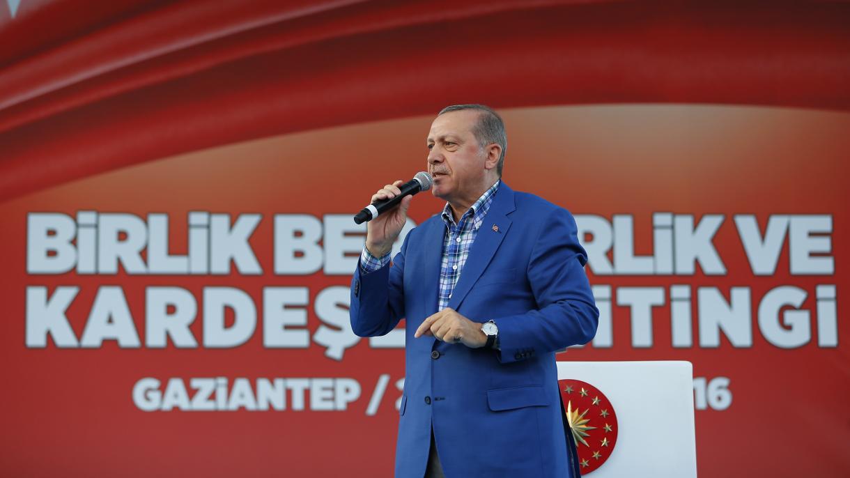 Erdoğan a participat la  "Mitingul unităţii şi fraternităţii" din oraşul Gaziantep