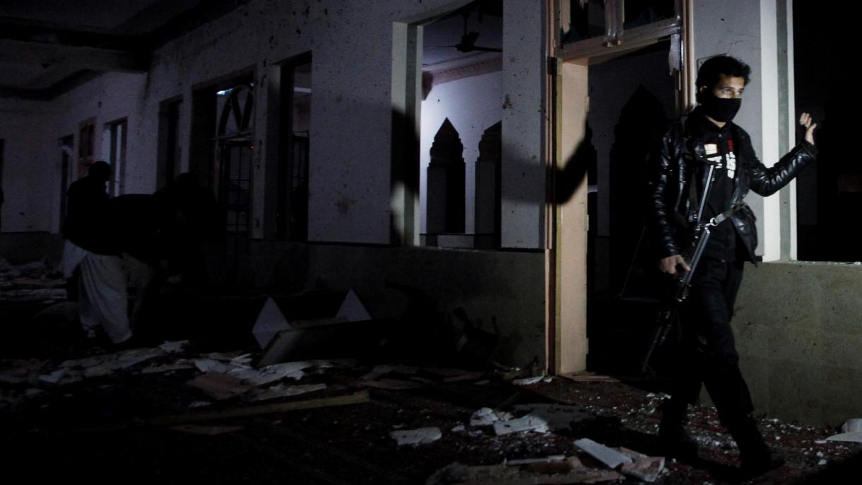 کوئٹہ، دوران نماز خود کش بم حملے میں 15 نمازی شہید
