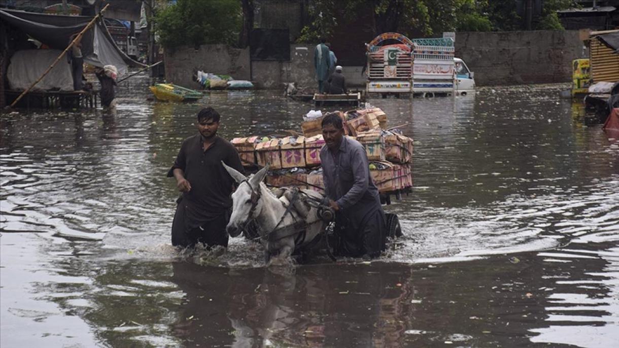 Φονικές πλημμύρες στο Πακιστάν