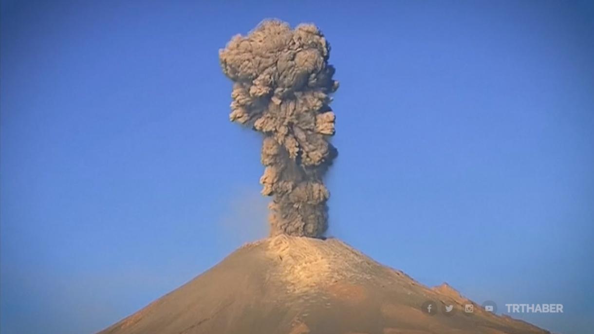 Meksikada vulkan aktivlaşqan
