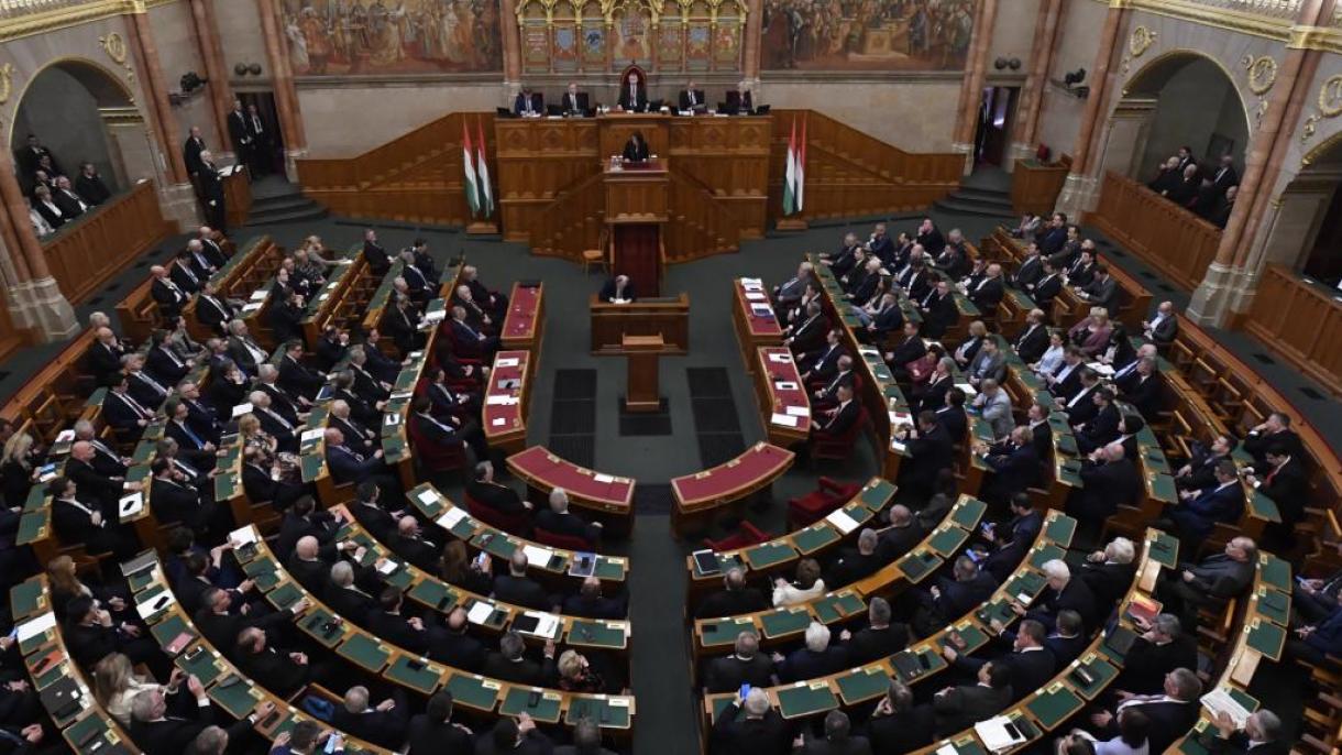 Macarıstan parlamenti İsveçin NATO-ya üzvlüyünü təsdiqləyib