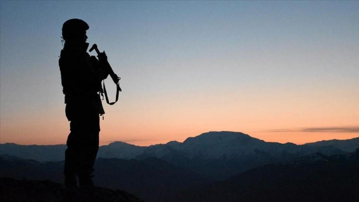 O grupo terrorista e secessionista PKK martiriza dois soldados turcos