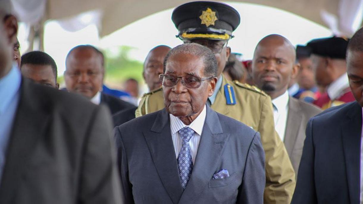 Lemondott a zimbabwei elnök