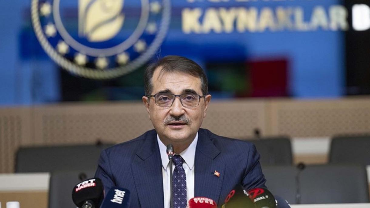 Türkiyä ênergetika ministrı gaz mäydanınıñ rezervın açıqladı