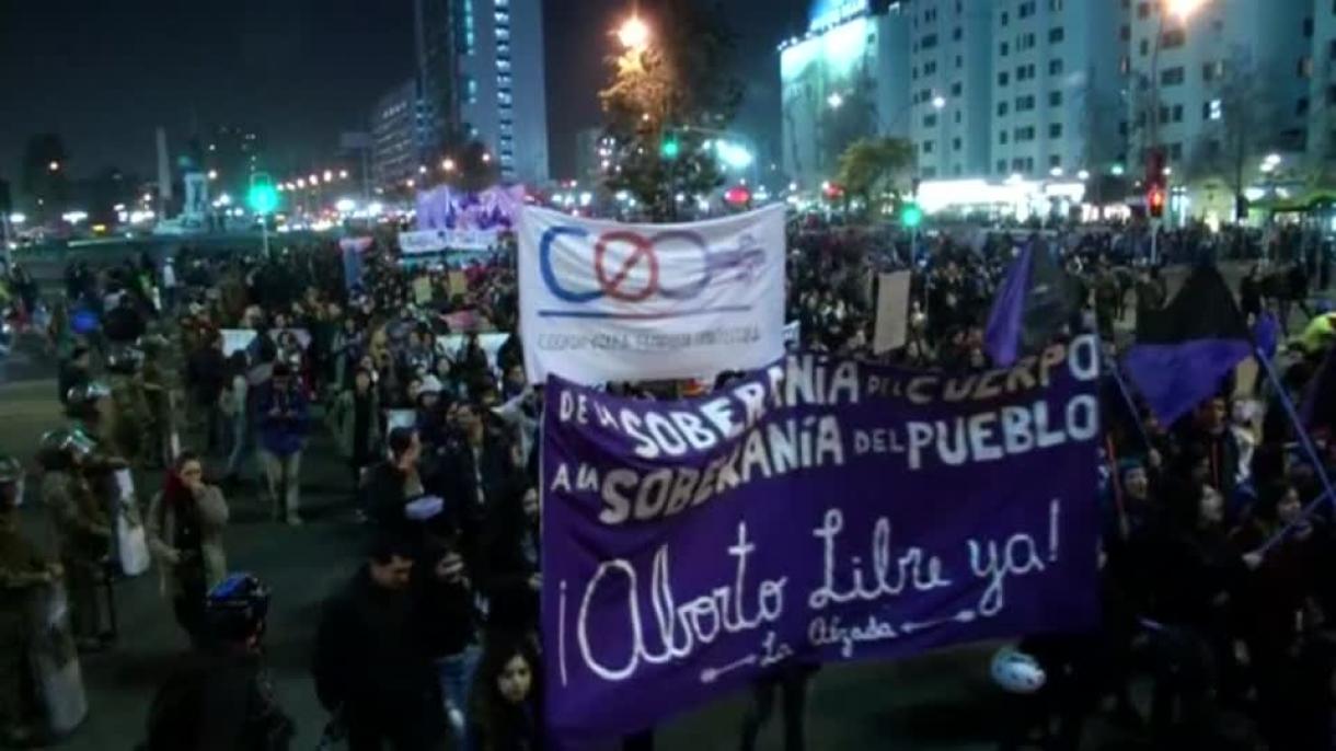 En Argentina vuelven a marchar en las calles a favor del aborto legal