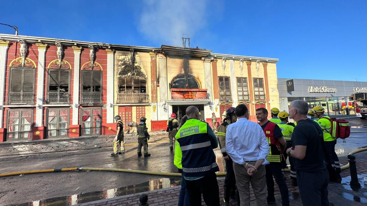 13 са жертвите на пожара в нощен клуб в Мурсия