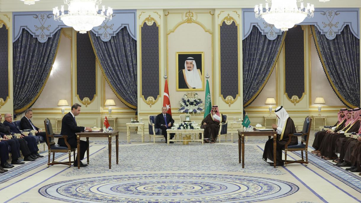 La prensa saudí resalta la visita de Erdogan: “La hermandad histórica”