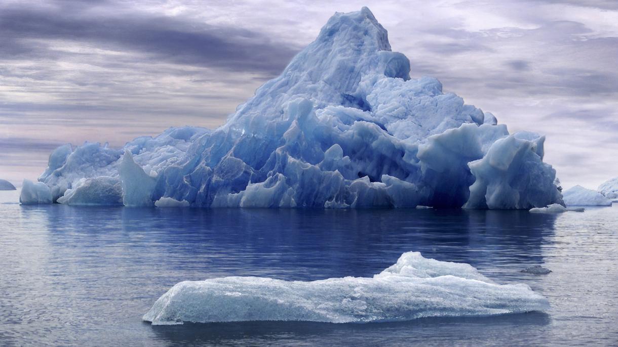 Topirea calotelor polare încetinește rotația Pământului