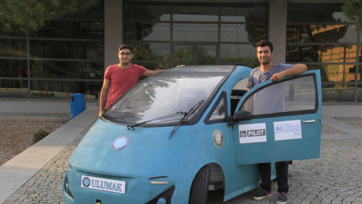 Universitários turcos produzem carro elétrico