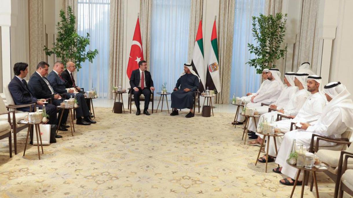 Йълмаз и Шимшек се срещнаха с държавния глава на ОАЕ