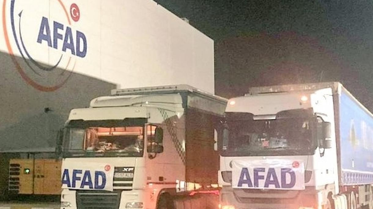 AFAD de Turquía traslada a Ucrania otros dos vehículos TIR con materiales de ayuda humanitaria