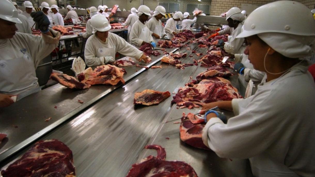 China urge a Brasil a "una investigación profunda" sobre su carne