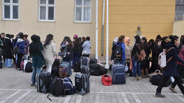 土耳其假期为因恐怖袭击而失学的学生补课