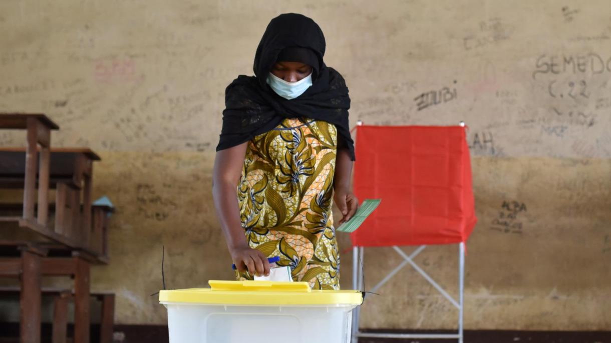 刚果举行总统大选