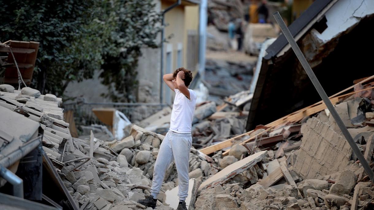 Sube a 73 el número de muertos en sismo de Italia