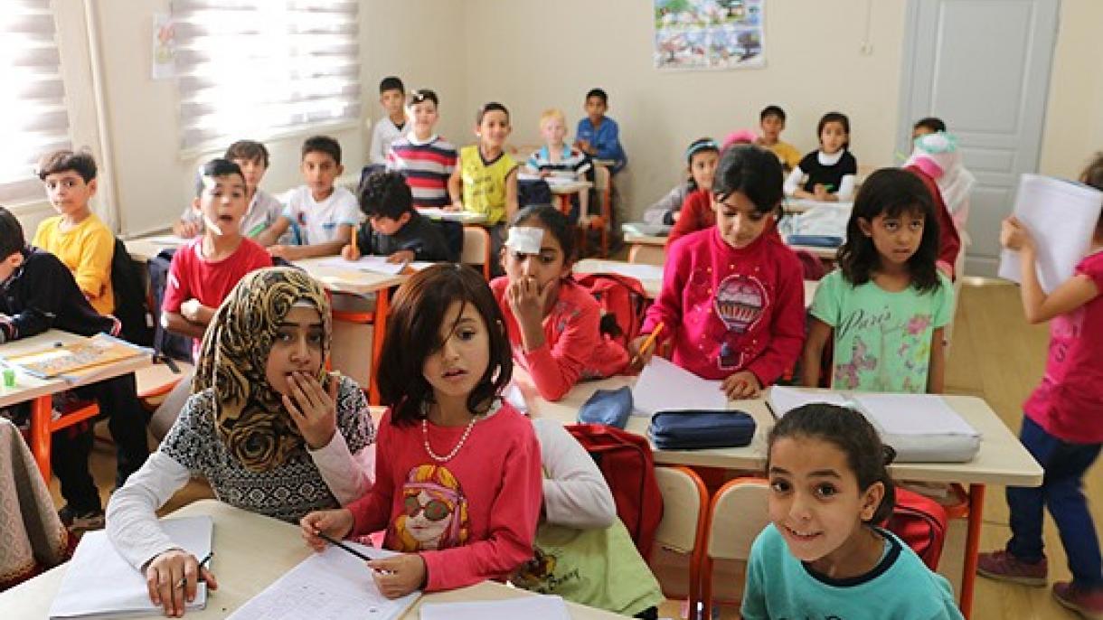 آیا کودکان پناهنده از حق تحصیل در مدارس دولتی ترکیه برخوردار هستند؟