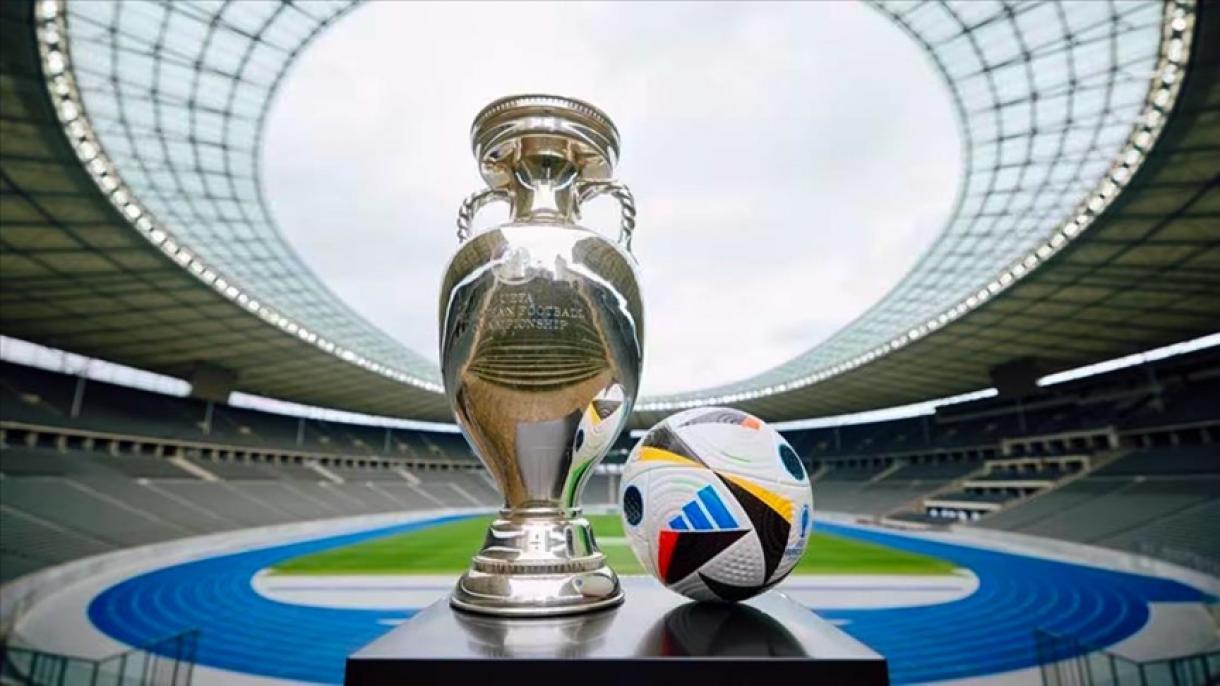 La UEFA presenta “Fussballliebe”, el balón oficial para la Eurocopa 2024