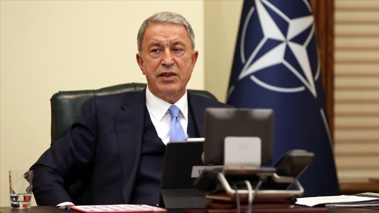 Akar: “Gli alleati della NATO hanno lasciati sola la Turchia nella sua lotta al terrorismo”