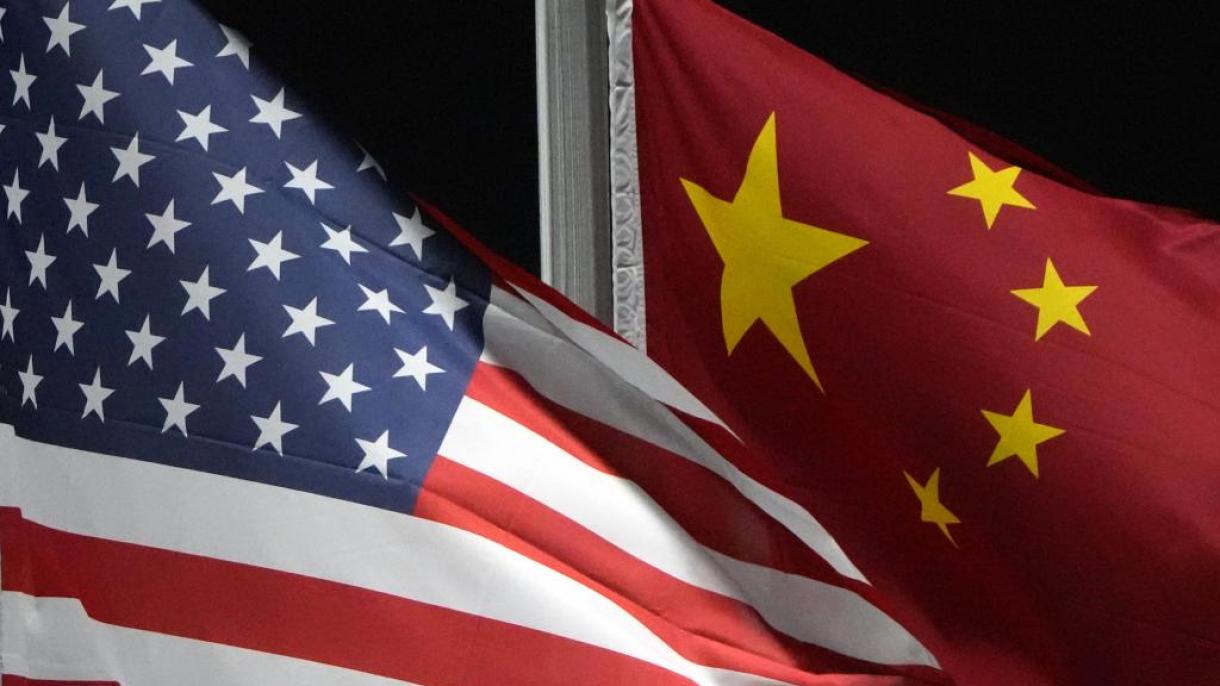 Xi Jinping a sosit în SUA pentru discuții privind cooperarea economică Asia-Pacific