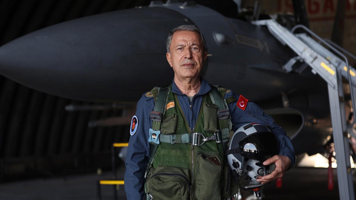 Goranmak ministri Hulusi Akar “Uçuş tälim ýylynyň” açylyş dabarasyna gatnaşdy