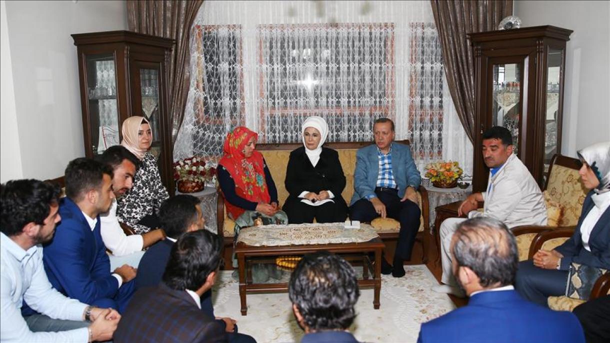 رئیس جمهور ترکیه از خانواده شهید عمر خالص دیدن کرد