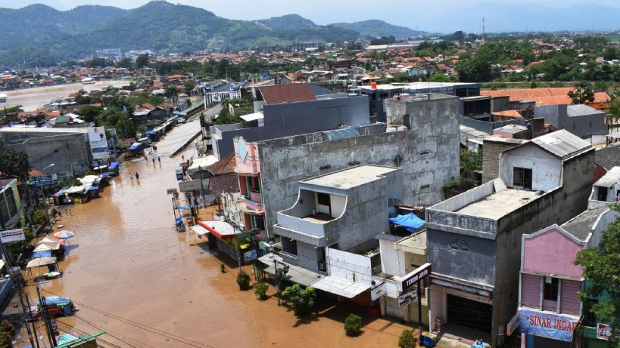 Indoneziyada sel falokati ro’y berdi