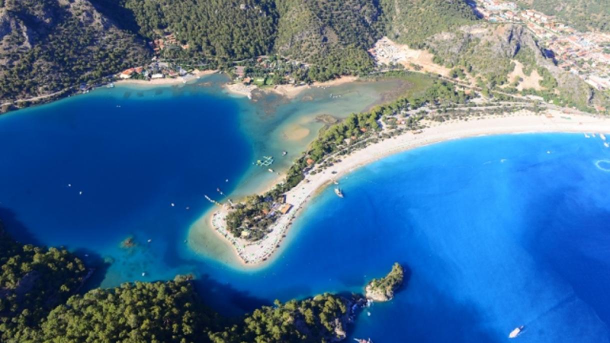 ¿Sabían que Ölüdeniz en Fethiye es elegido como la playa más hermosa del mundo?