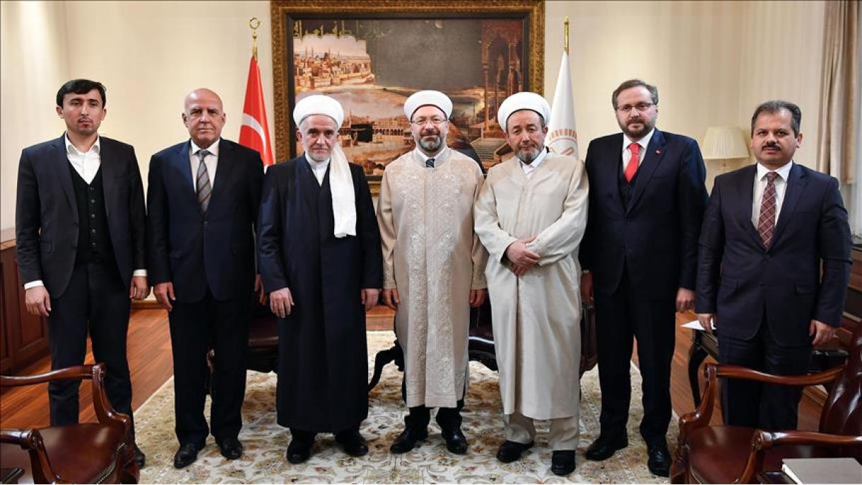 روسای امور دینی ترکیه و تاجیکستان در آنکارا دیدار و گفتگو کردند