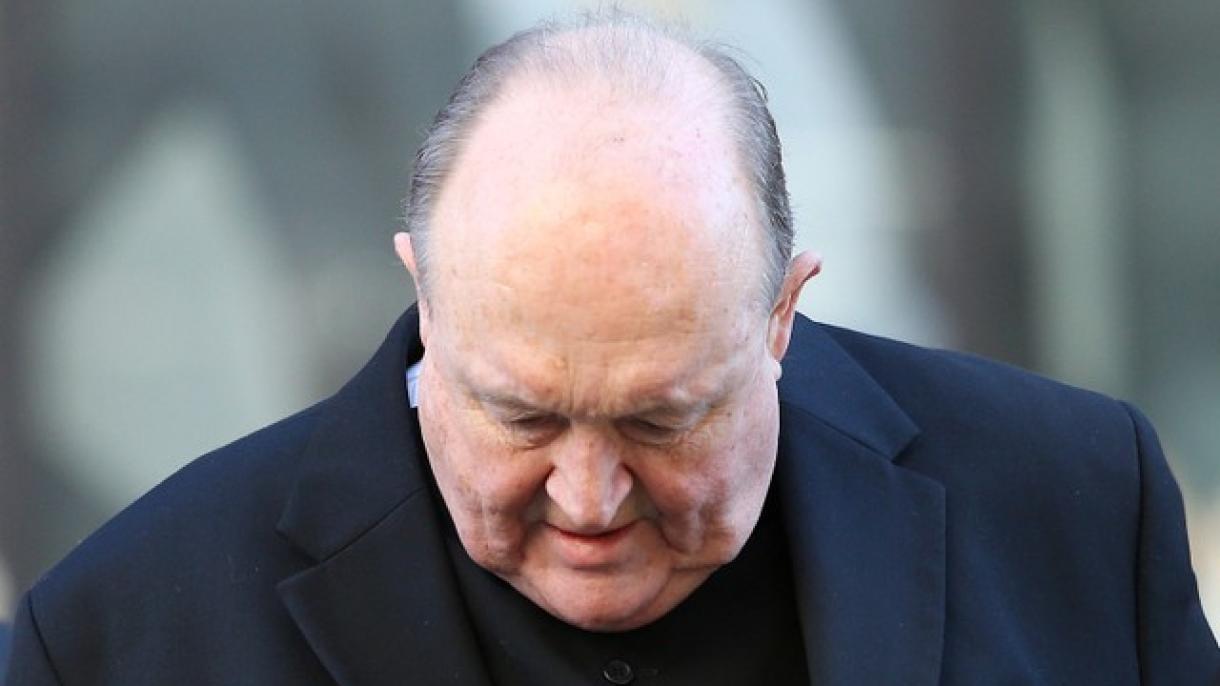 Pedofil botrányt tussolt el az ausztrál püspök, akár börtönt is kaphat