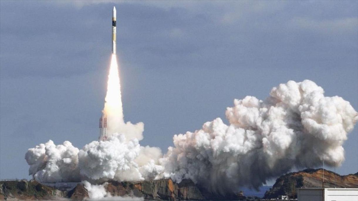 قوزیی کره بالیستیک راکت بوراخیب