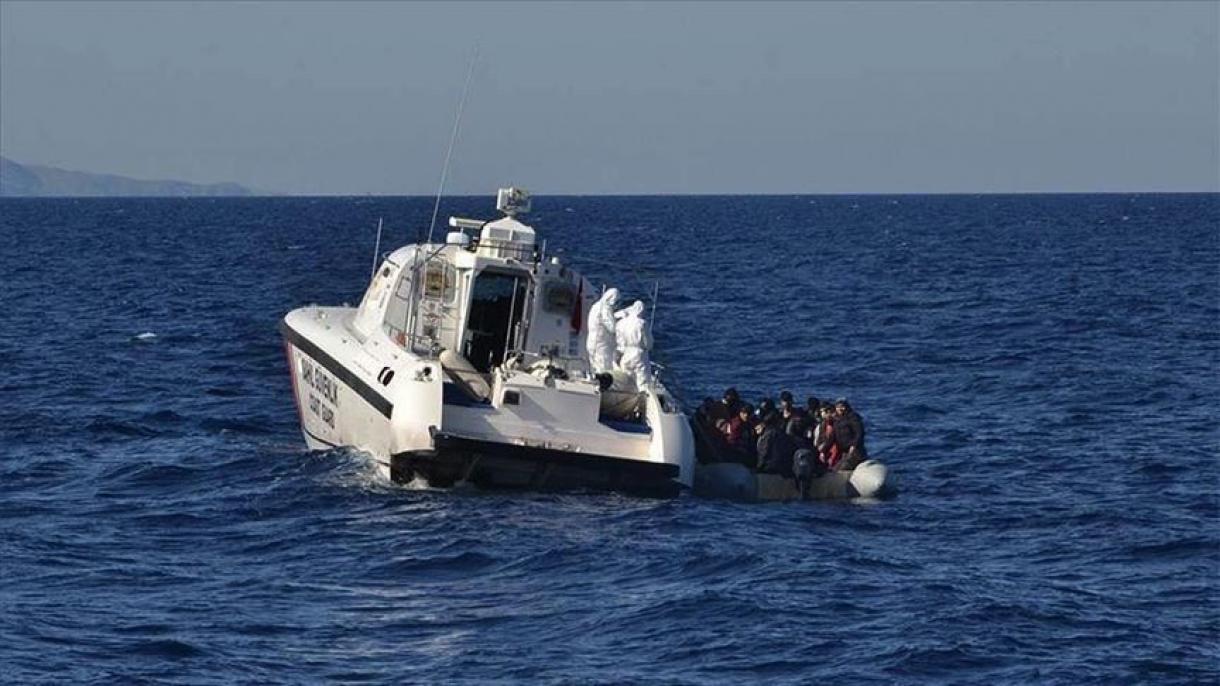 45 refugiados foram salvos pela guarda costeira turca no mar Egeu