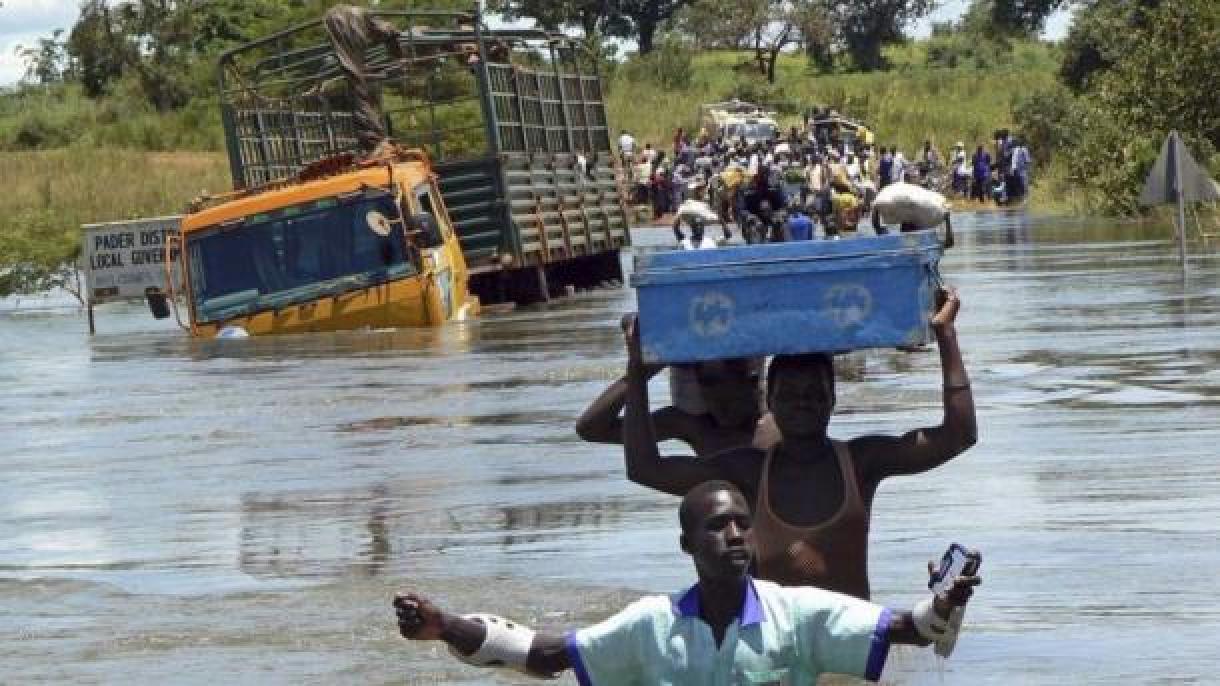 Pelo menos 20 mortes devido a inundações em Uganda