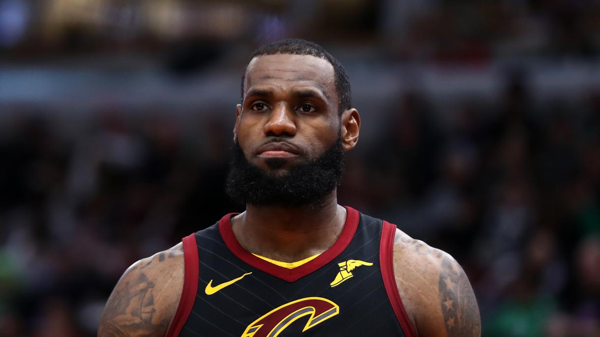 LeBron James deja atrás a Michael Jordan