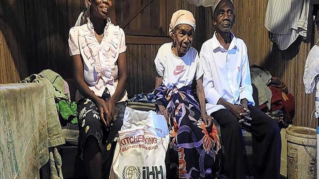 ترکیه میان نیازمندان ماداگاسکار مواد غذایی توزیع کرد