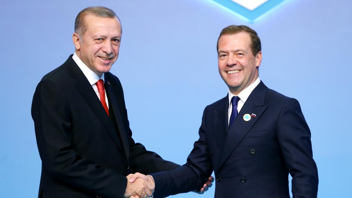 Rusiya Baş naziri Medvedev, Ərdoğanı təbrik etdi