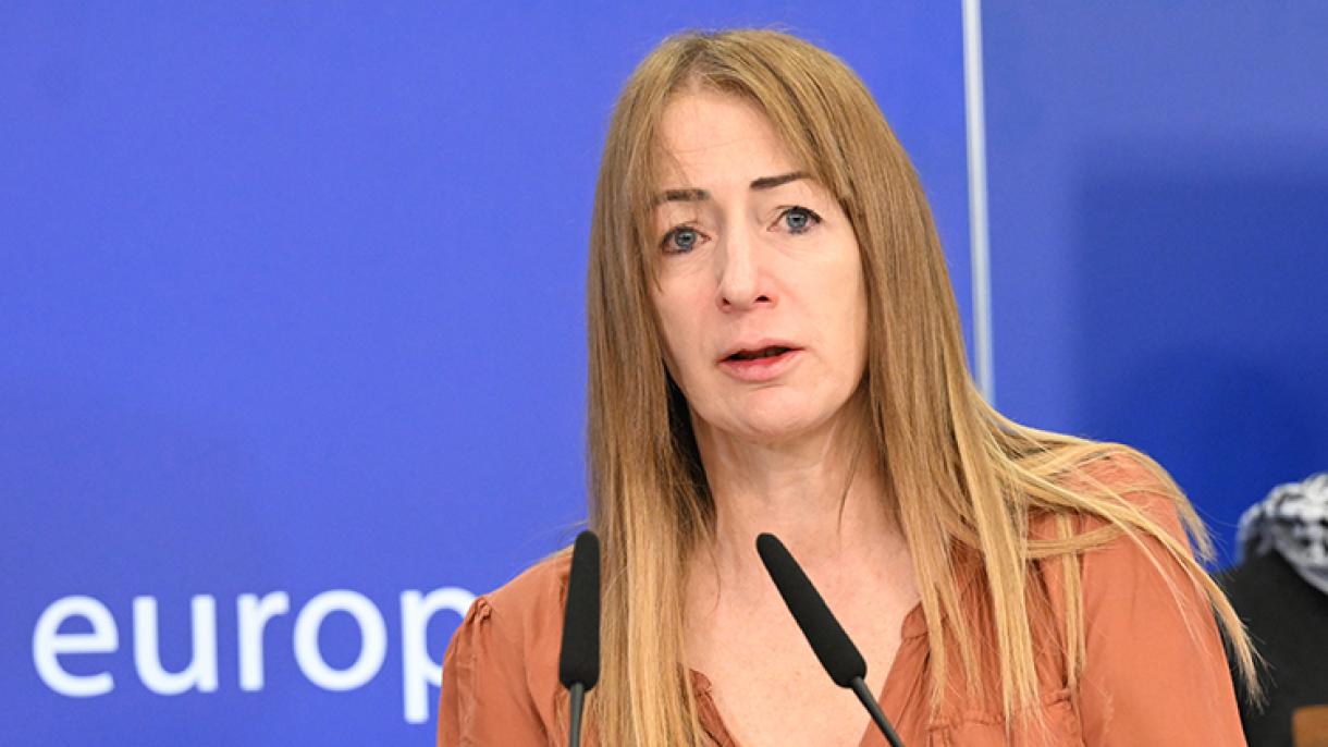 Discurso de eurodeputada viraliza ao apelidar von der Leyen de 'Senhora Genocídio'