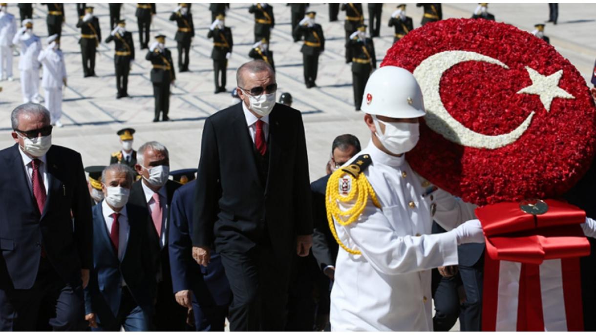 Turkiyada 30 avgust – G’alaba bayrami keng nishonlanmoqda