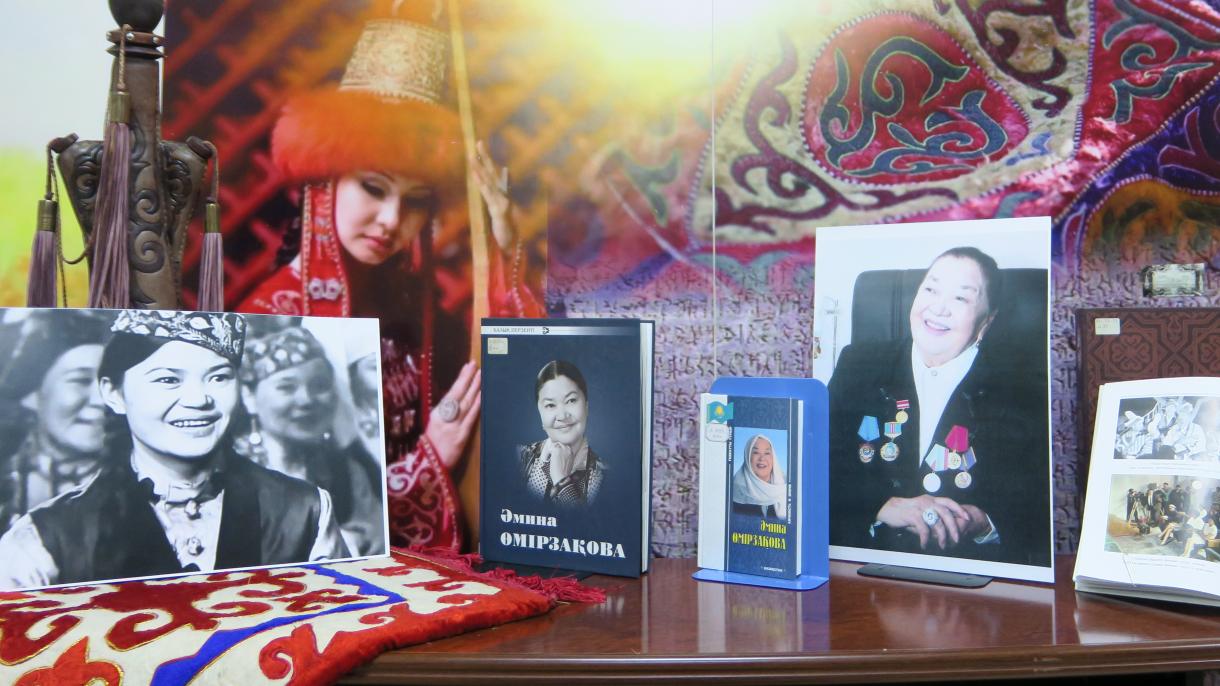 哈萨克斯坦纪念“电影之母”