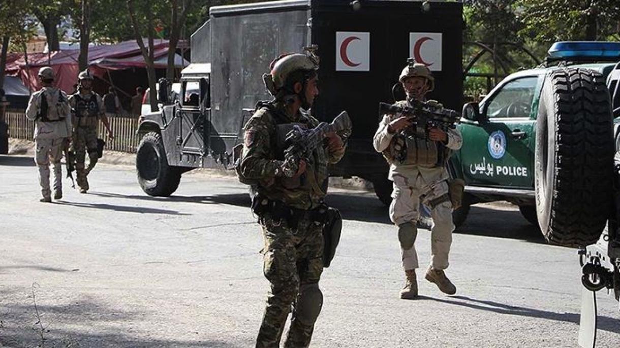 چهار غیرنظامی بر اثر انفجار بمب در افغانستان کشته شدند
