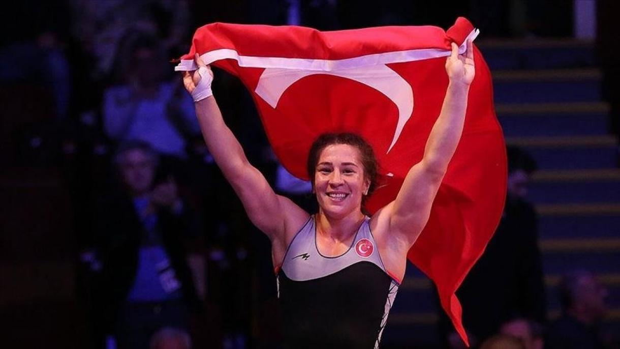 یاسمین آدا، کشتی‌گیر ملی‌پوش ترکیه مدال برنز المپیک توکیو را کسب کرد
