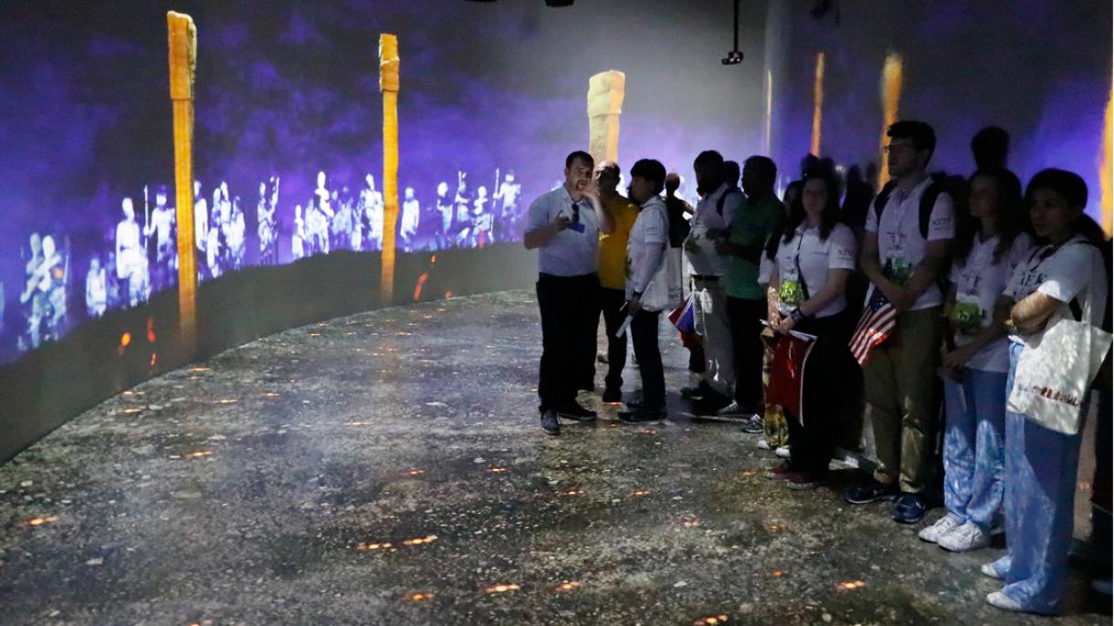 Alunos de 21 países visitam Göbeklitepe, “o ponto zero da humanidade”