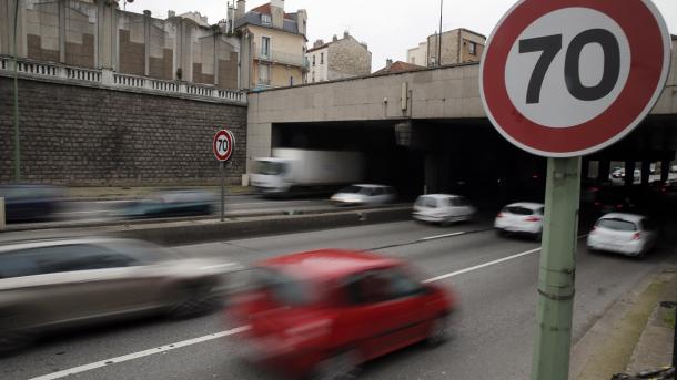 Un sistema inteligente evita excesos de velocidad en la carretera