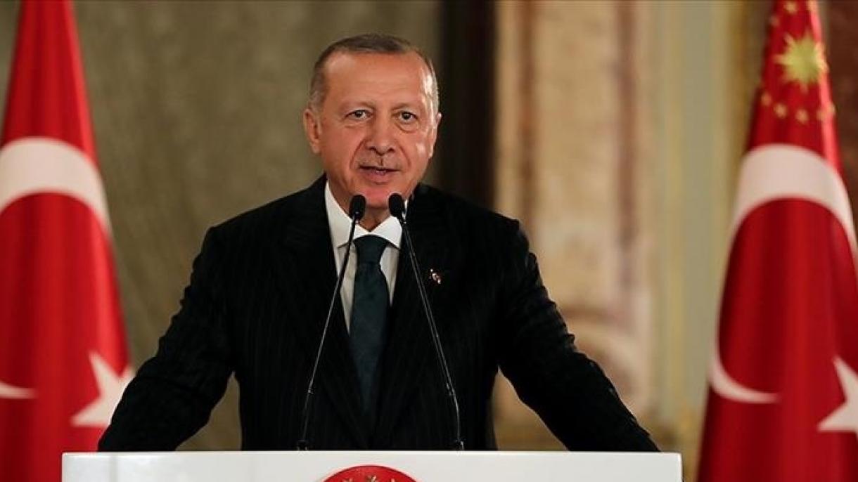 土耳其总统向土耳其资本市场大会致辞
